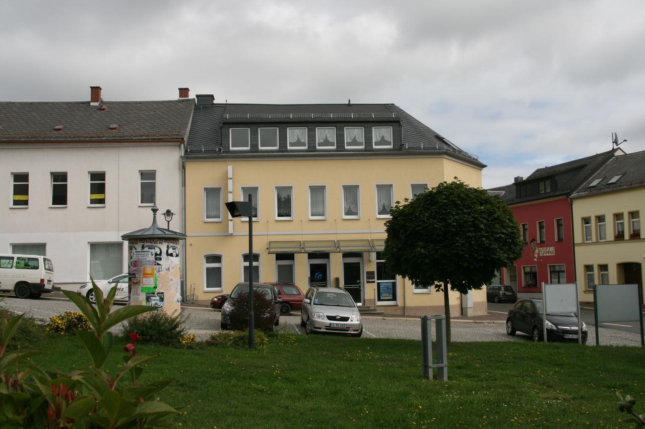 Hotel Stadt Pausa Bagian luar foto